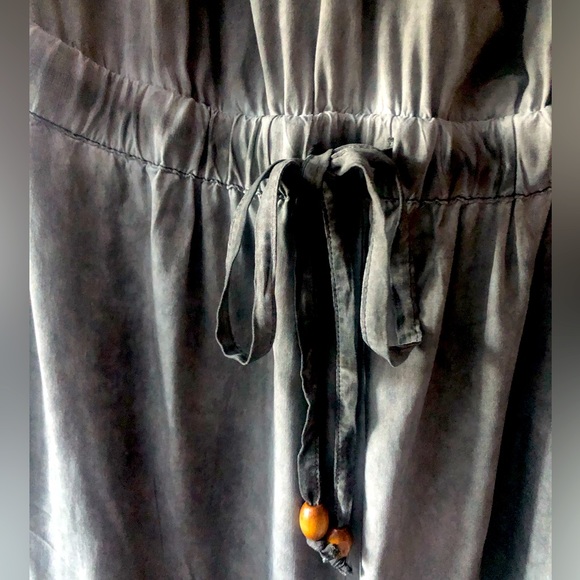 VICI REEVY STRAPLESS CHARCOAL POCKETED RAYON JUMPSUIT NEW~🎉🎉🎉🎉 - Picture 8 of 15